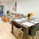 Residencial La Pineda & Anet Apartmán *