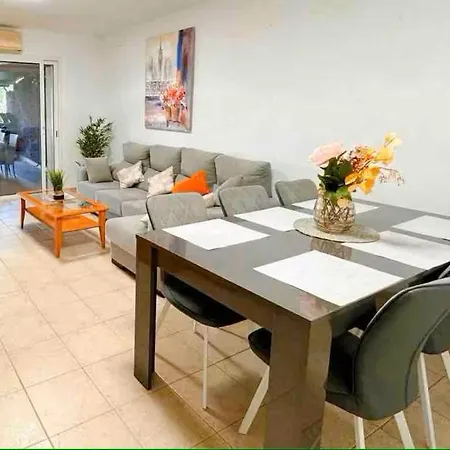 Residencial La Pineda & Anet Lejlighed *