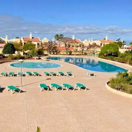Residencial La Pineda & Anet Apartament