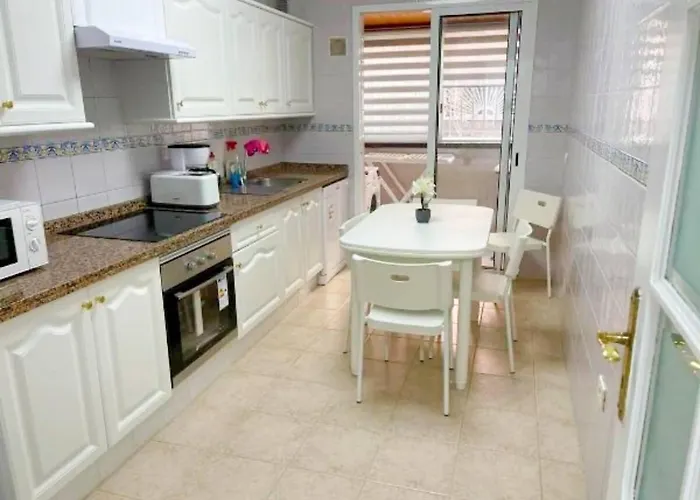 Apartment Residencial La Pineda & Anet