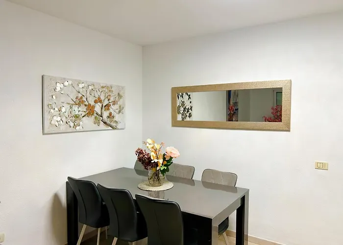 Apartment Residencial La Pineda & Anet *